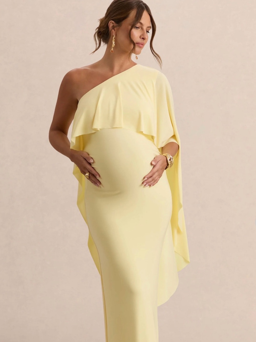 Club L London One-Shoulder Maternity Gown in Pale Yellow